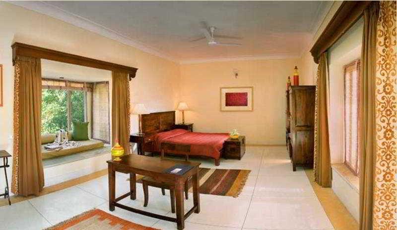 Devra Udaipur Hotel Buitenkant foto