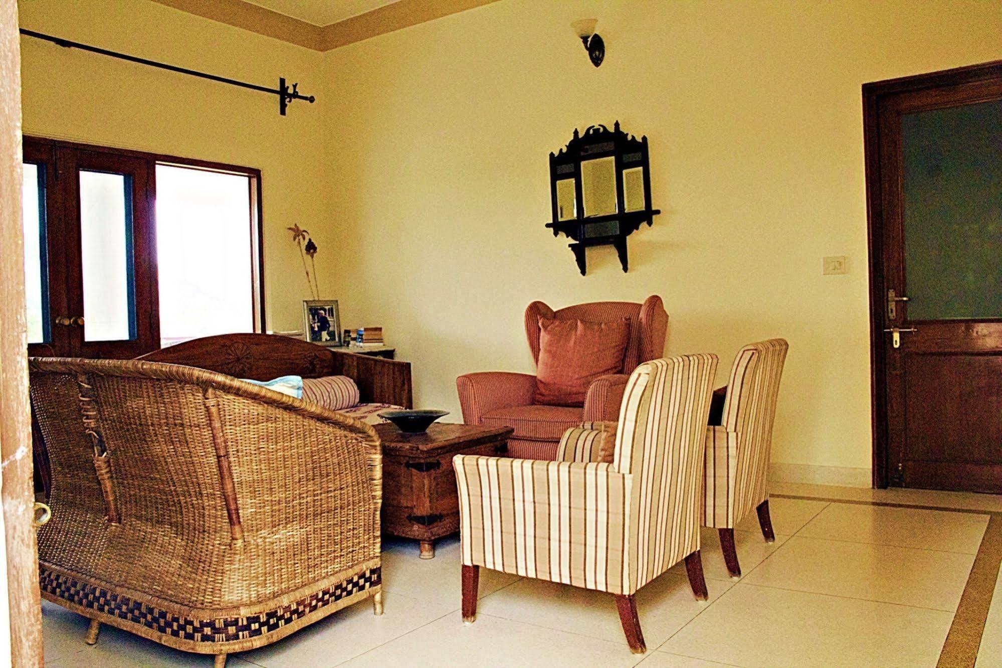 Devra Udaipur Hotel Buitenkant foto