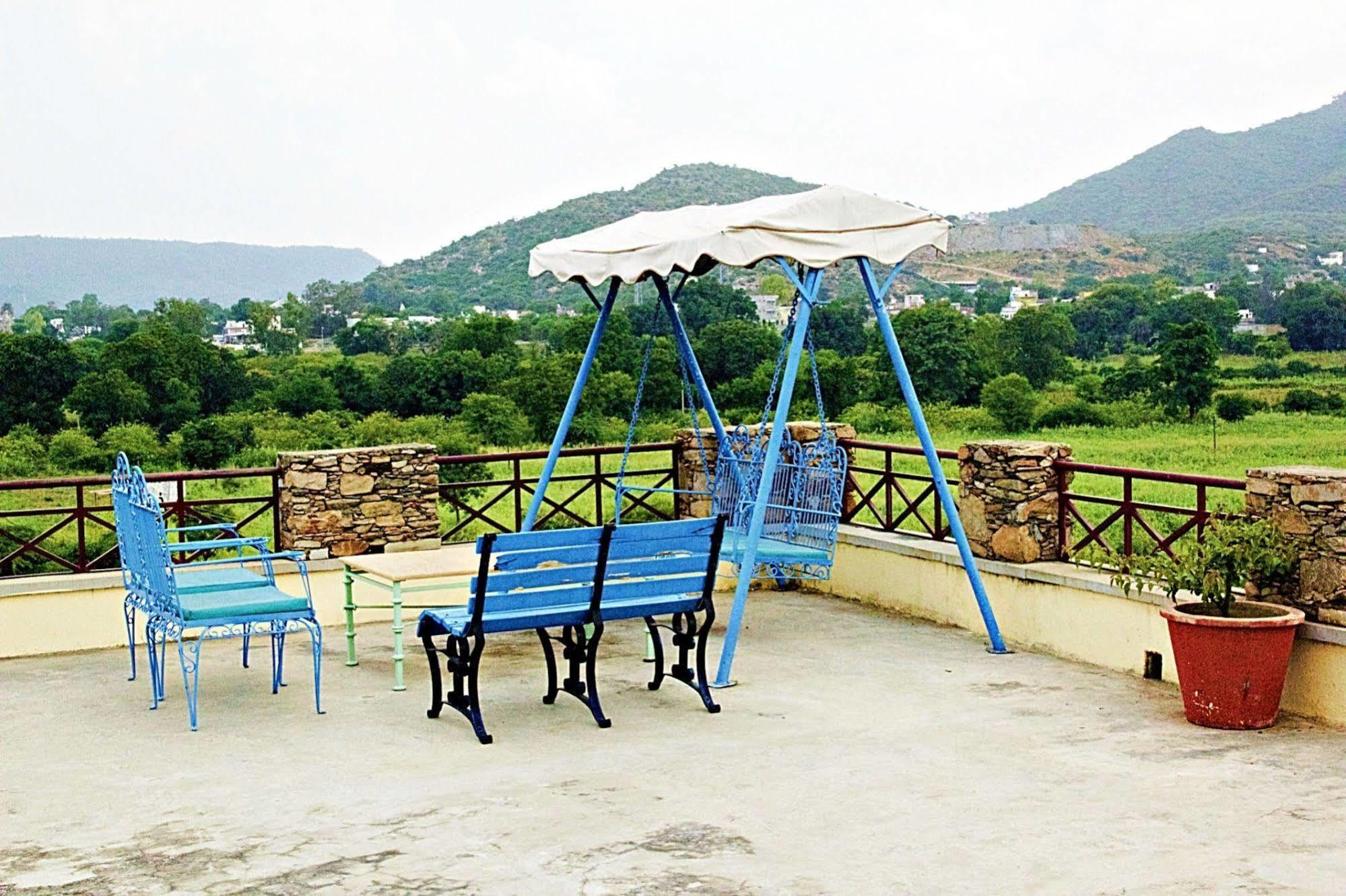 Devra Udaipur Hotel Buitenkant foto