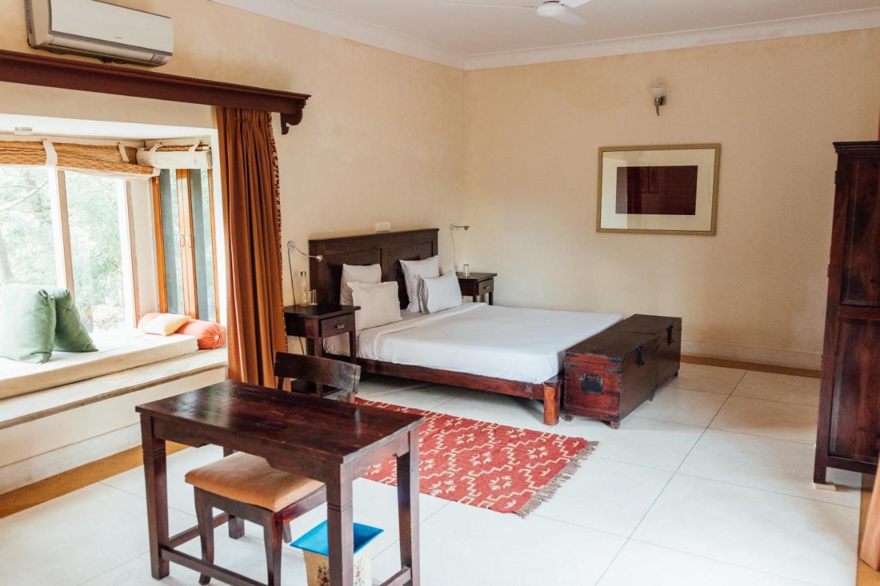 Devra Udaipur Hotel Buitenkant foto