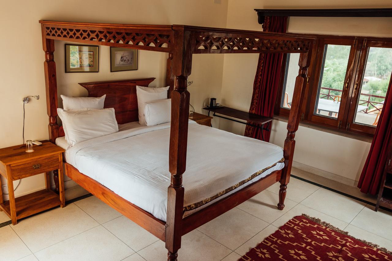 Devra Udaipur Hotel Buitenkant foto