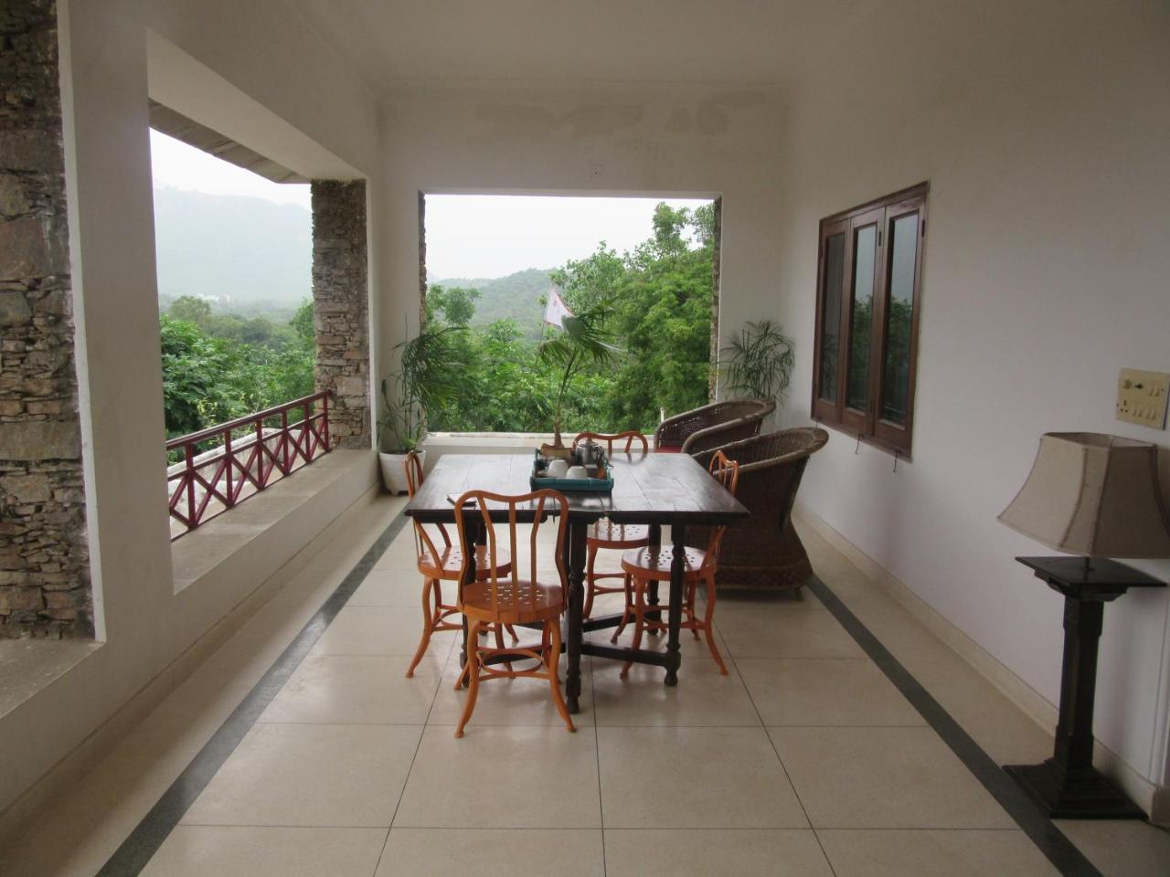Devra Udaipur Hotel Buitenkant foto